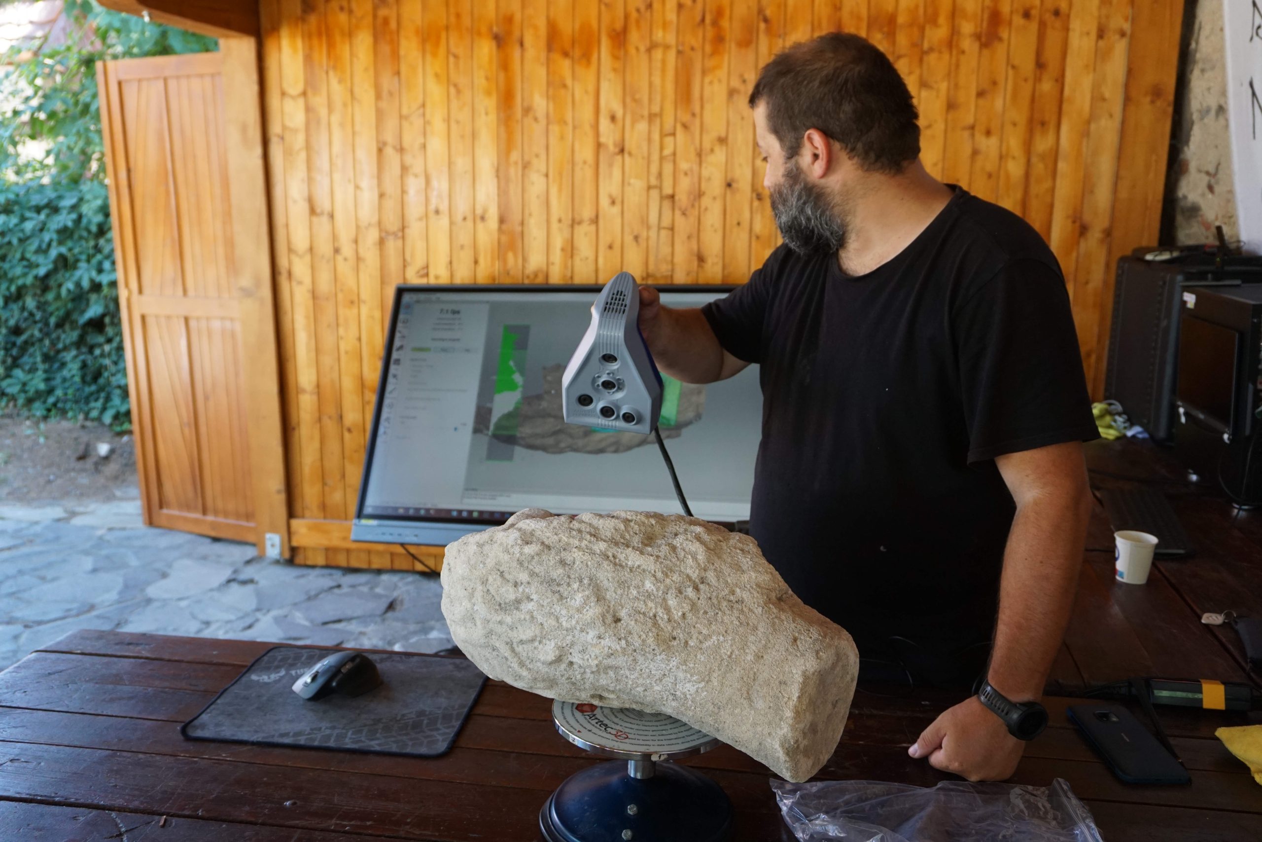 A doua ediție a workshop-ul „Restaurarea și conservarea bunurilor culturale confecționate din piatră” se desfășoară în aceste zile la muzeul din Sebeș